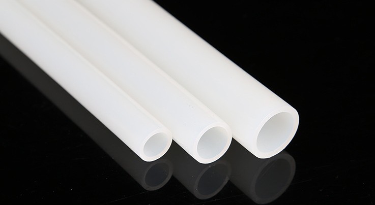 PE-X/EVOH pipes, white, wall thickness visible at the cut